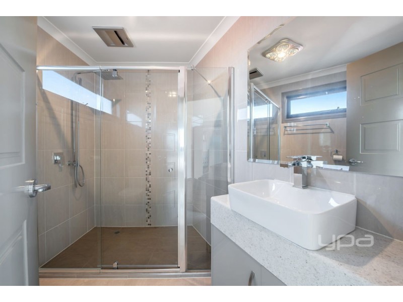 18A Knight Court, Meadow Heights VIC 3048