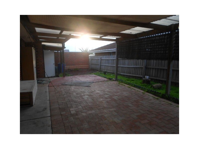 38 Bradman Drive, Meadow Heights VIC 3048