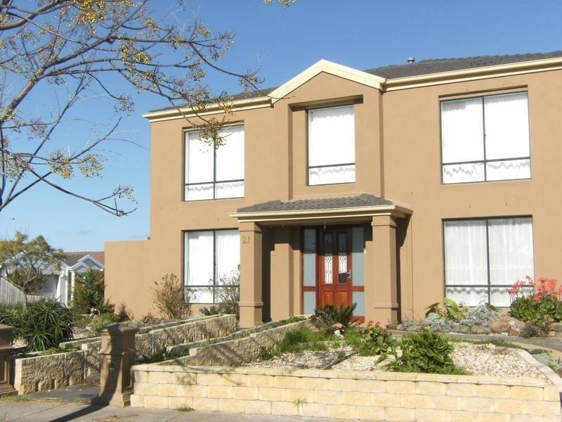 21 Masters Circuit, Roxburgh Park VIC 3064