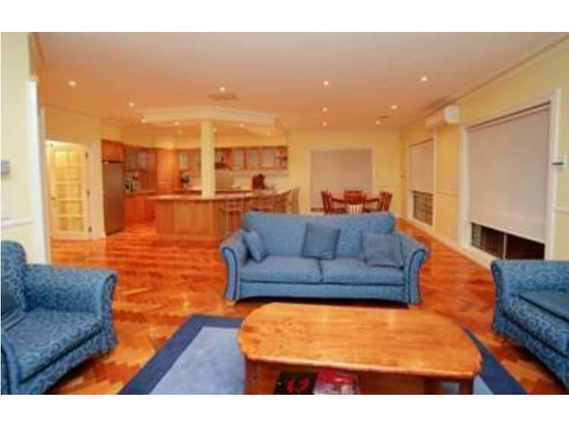 3 Beltana Lane, Roxburgh Park VIC 3064