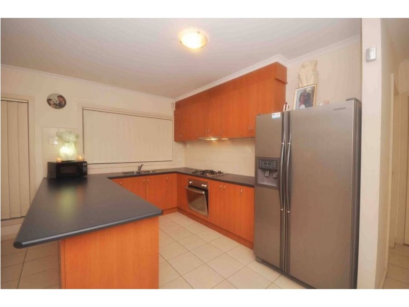 46 Axminster Drive, Craigieburn VIC 3064