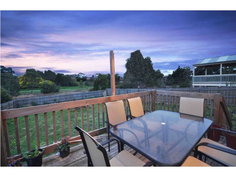 46 Axminster Drive, Craigieburn VIC 3064