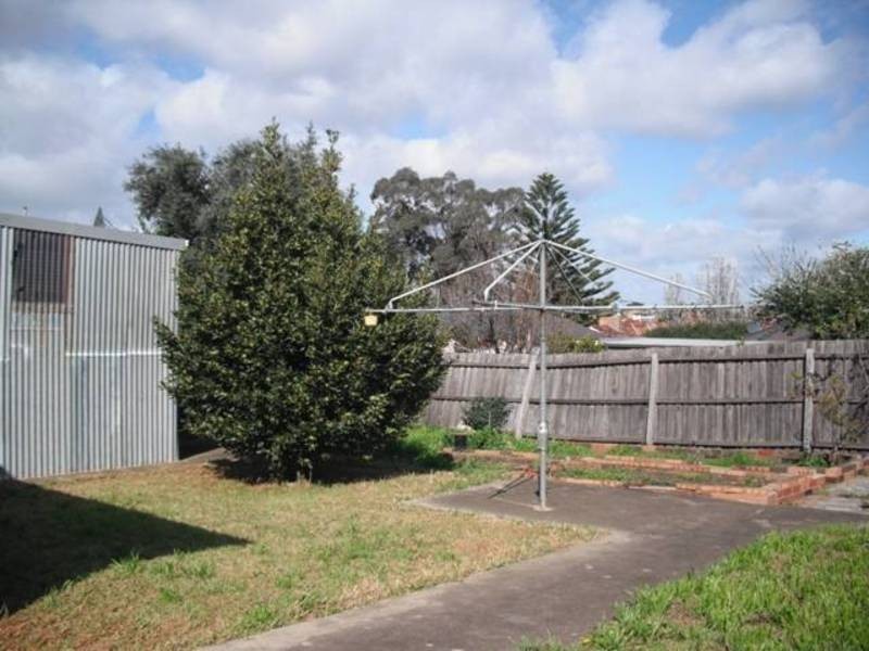 71 Station Street, Glenroy VIC 3046