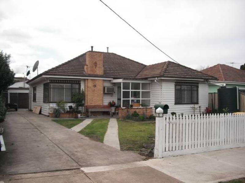 66 Plumpton Avenue, Glenroy VIC 3046