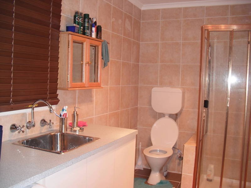 66 Plumpton Avenue, Glenroy VIC 3046