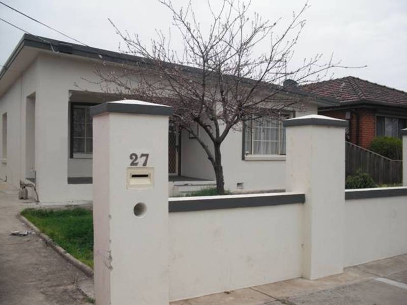 27 Stewart Grove, Campbellfield VIC 3061