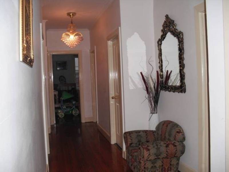 6 Lorensen Avenue, Coburg North VIC 3058