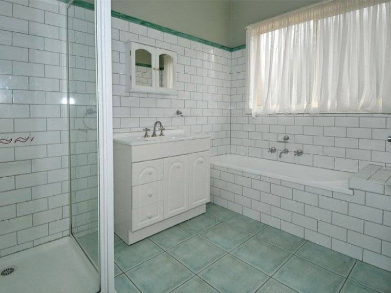 2/76 Langton Street, Glenroy VIC 3046