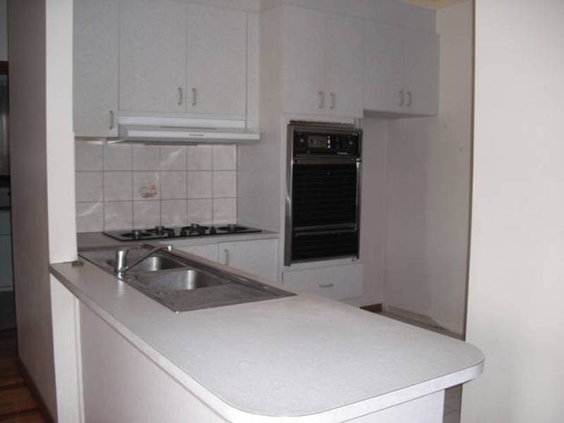 2/81 Lorne Street, Fawkner VIC 3060