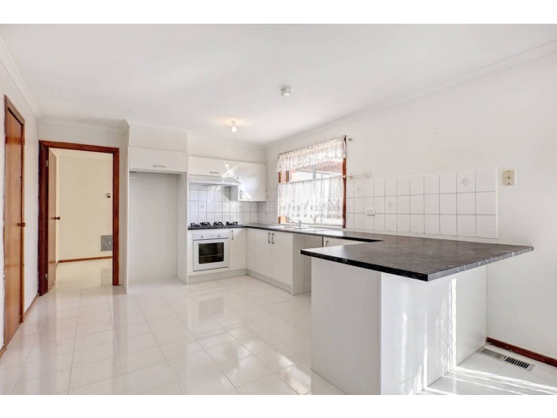 20 Cassinia Crescent, Meadow Heights VIC 3048