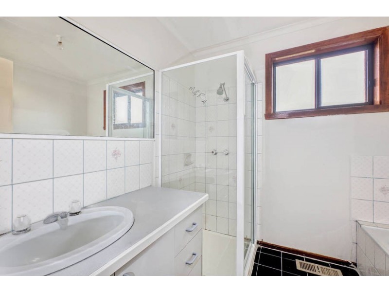 20 Cassinia Crescent, Meadow Heights VIC 3048