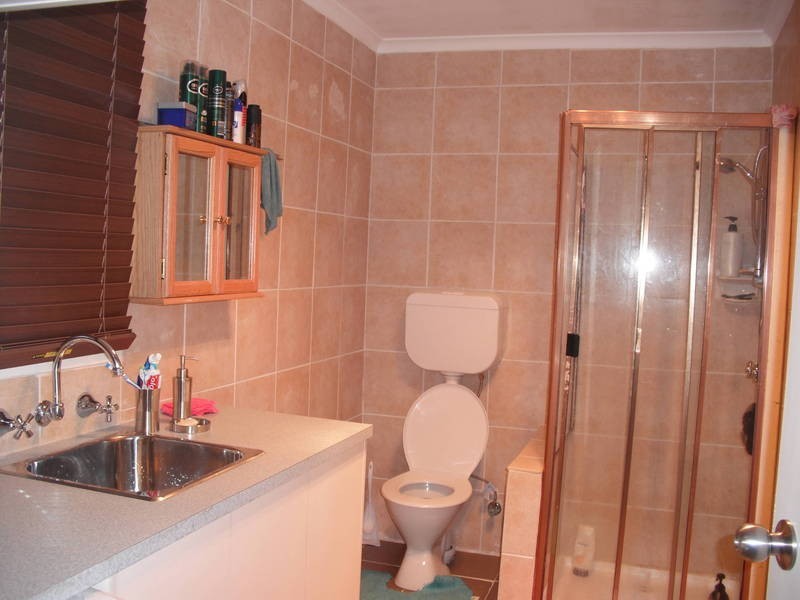 66 Plumpton Avenue, Glenroy VIC 3046