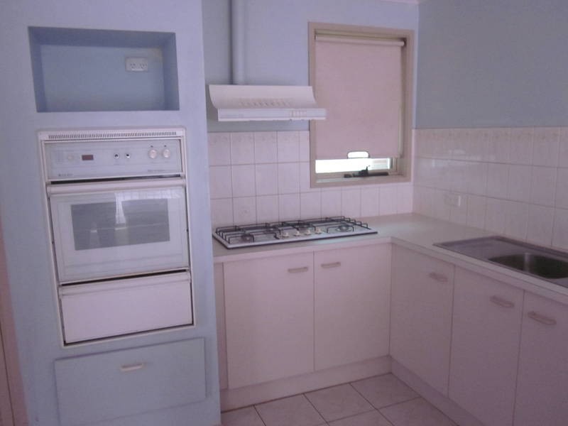 11 Hibiscus Close, Meadow Heights VIC 3048