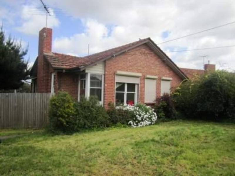 979  Pascoe Vale Road, Jacana VIC 3047