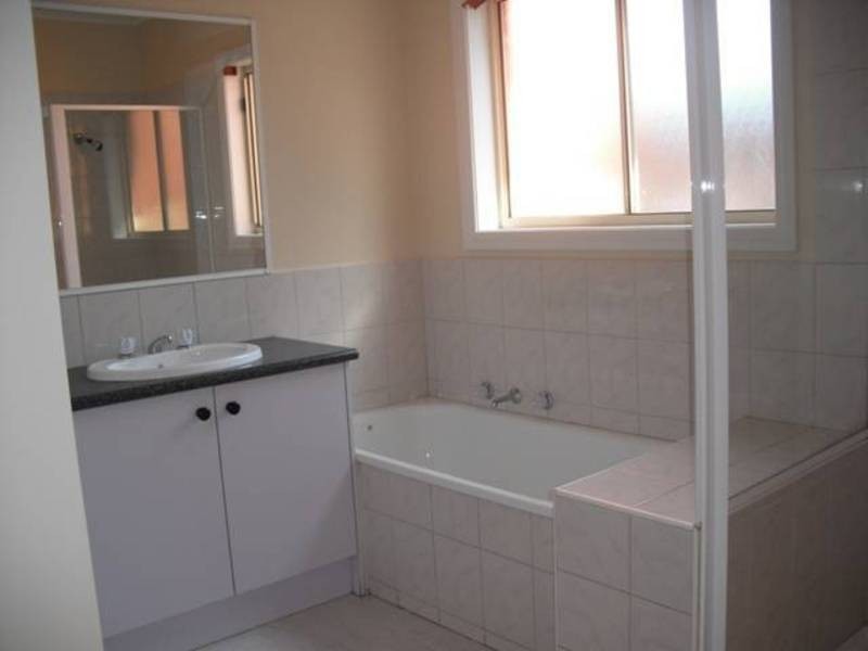 41 St. Clair Boulevard, Roxburgh Park VIC 3064