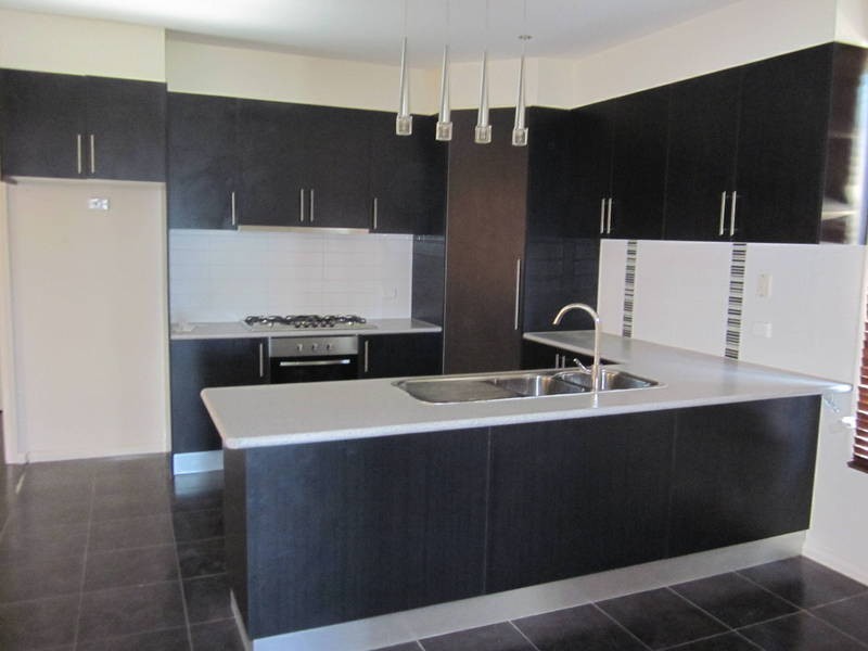 68 CORRINGA WAY, Craigieburn VIC 3064