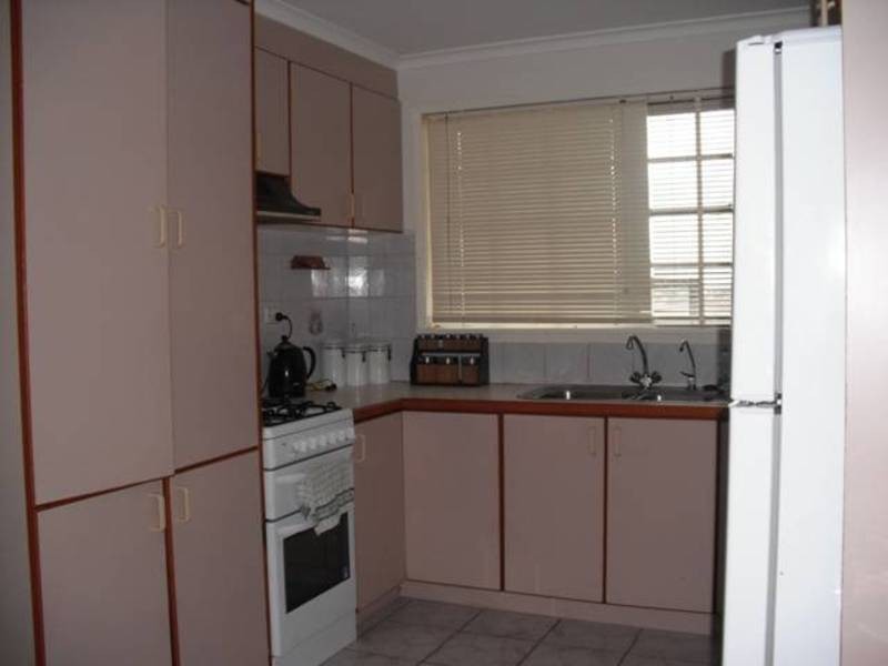 4 Kalimna Crescent, Coolaroo VIC 3048