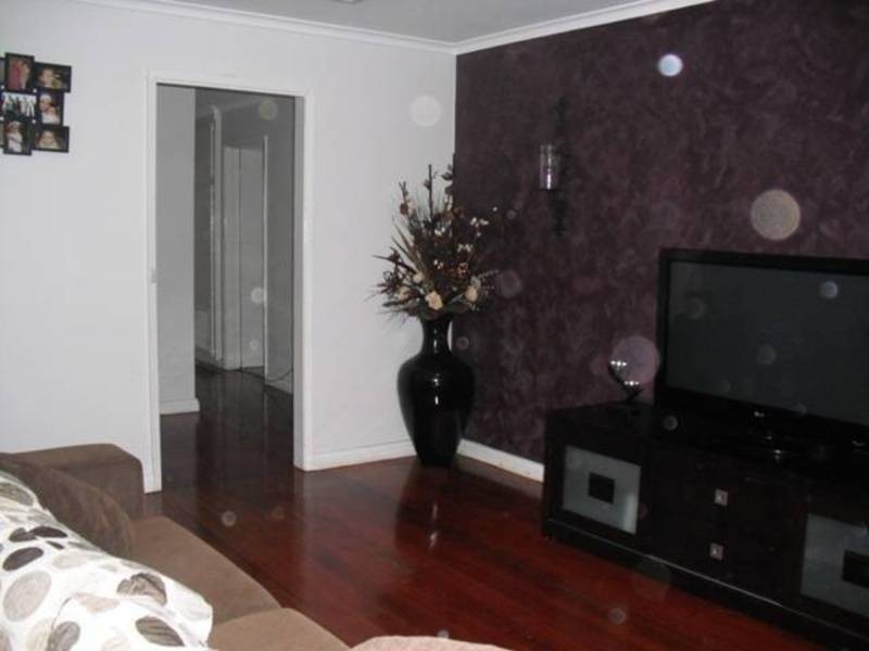 4 Kalimna Crescent, Coolaroo VIC 3048