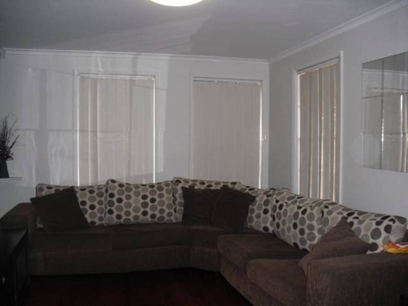 4 Kalimna Crescent, Coolaroo VIC 3048