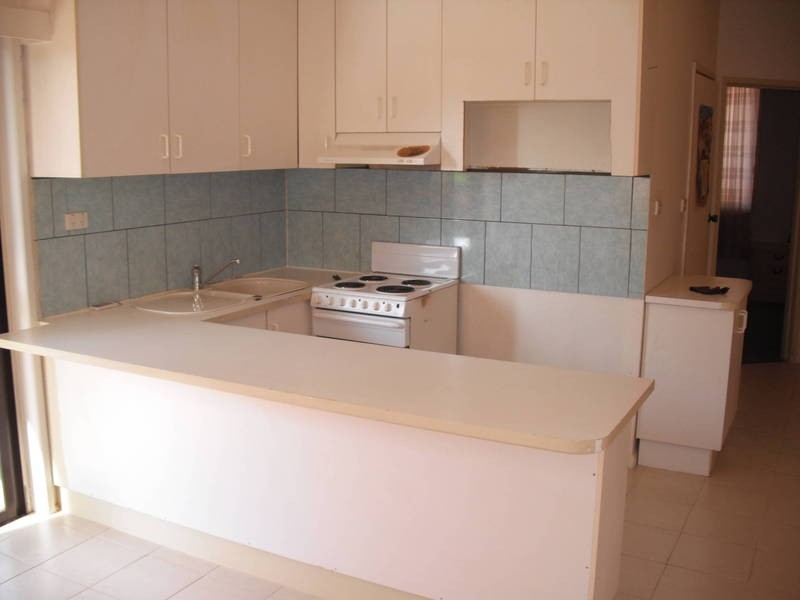 6B Rocklands Rise, Meadow Heights VIC 3048