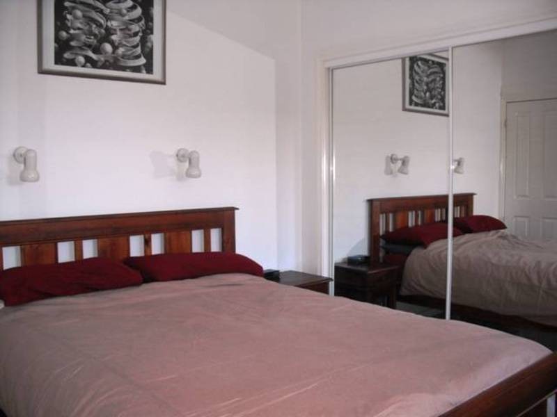 2/46 McNamara Avenue, Airport West VIC 3042