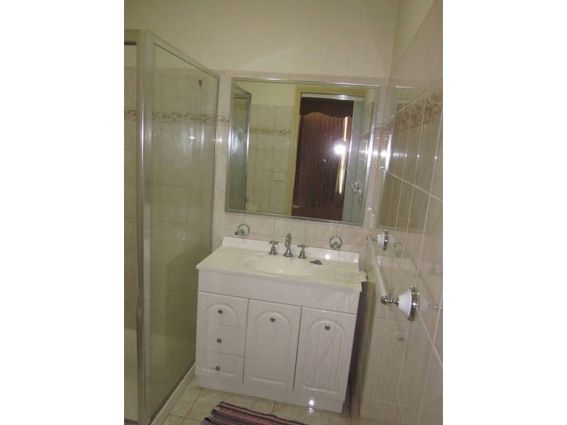 5 Amur, Roxburgh Park VIC 3064