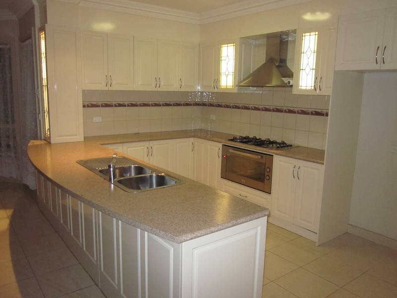 14 Pinevalley Rise, Craigieburn VIC 3064