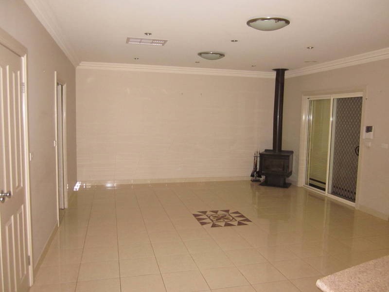 14 Pinevalley Rise, Craigieburn VIC 3064