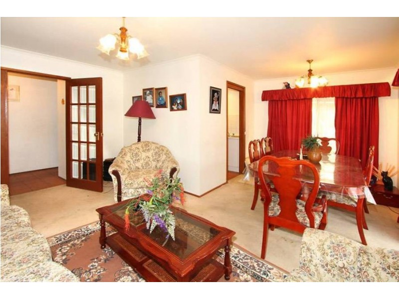 15 Manna Court, Meadow Heights VIC 3048