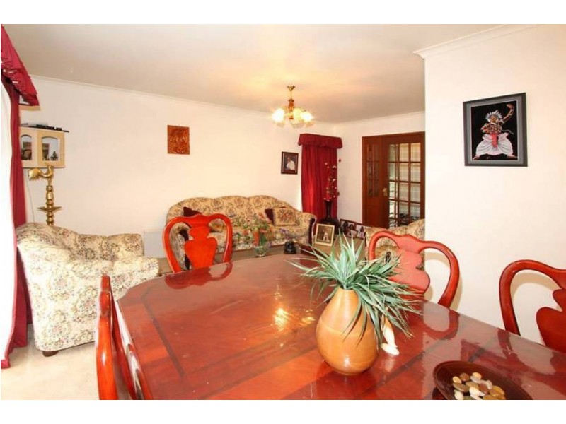 15 Manna Court, Meadow Heights VIC 3048