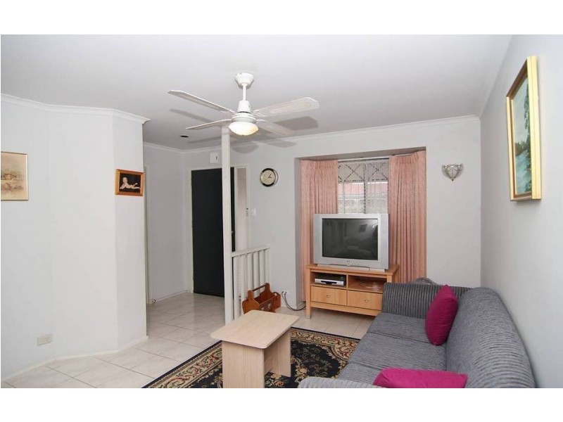 6 Dozey Court, Roxburgh Park VIC 3064