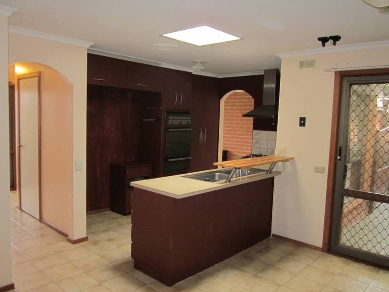 7 MAGPIE COURT, Meadow Heights VIC 3048