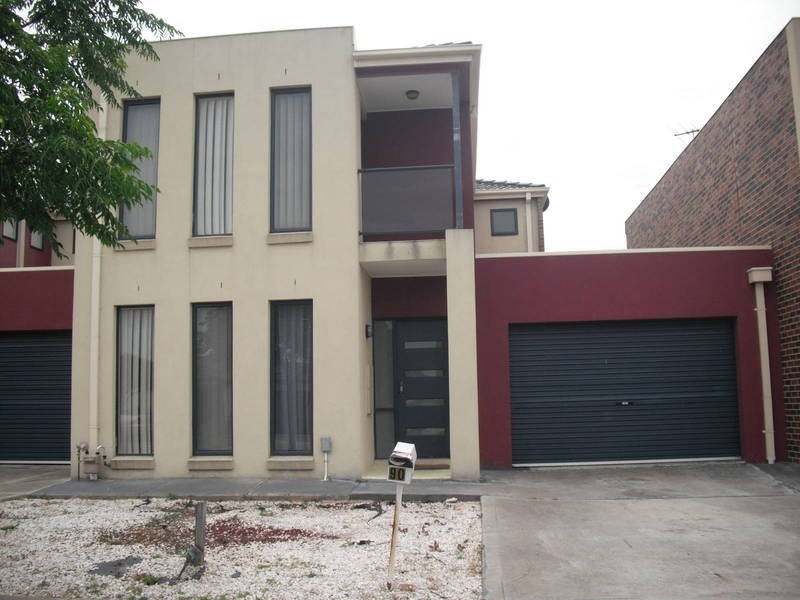 90 Hayfield Road, Roxburgh Park VIC 3064