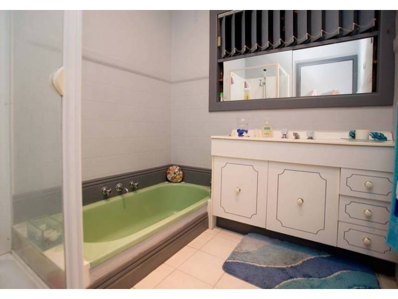 24 Talbot Street, Hadfield VIC 3046