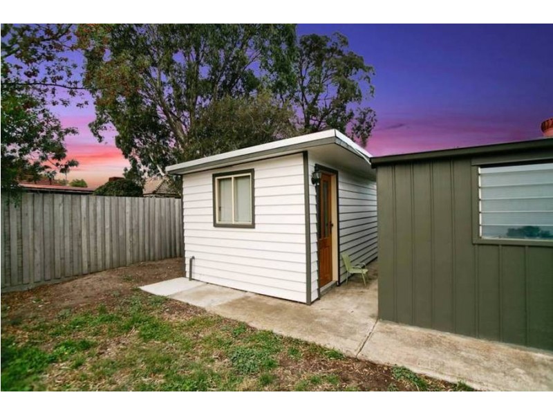 24 Talbot Street, Hadfield VIC 3046