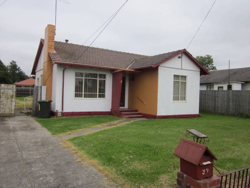37  Smiley Road, Broadmeadows VIC 3047