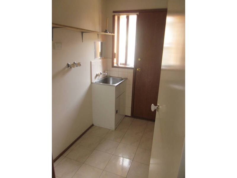 43 Eucalyptus Place, Meadow Heights VIC 3048