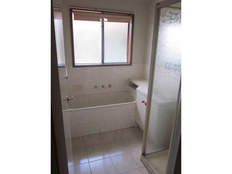 43 Eucalyptus Place, Meadow Heights VIC 3048