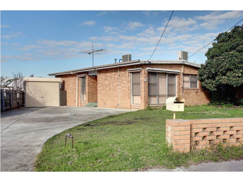 7 Almurta Avenue, Coolaroo VIC 3048