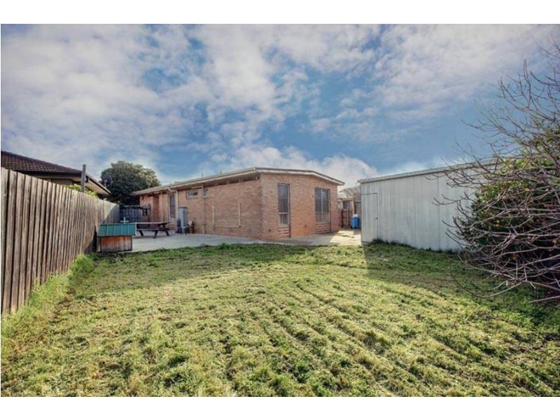 7 Almurta Avenue, Coolaroo VIC 3048