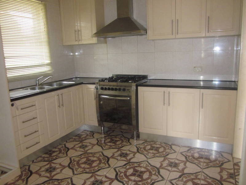 2 Benalla Street, Dallas VIC 3047