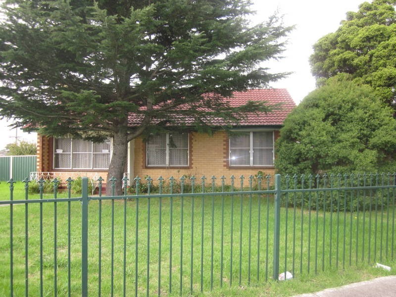 2 Benalla Street, Dallas VIC 3047