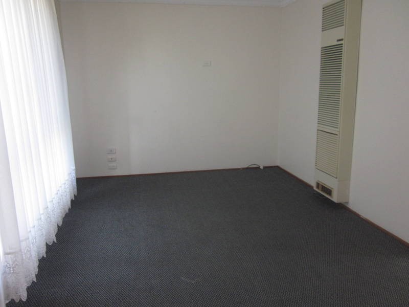 2/54  Ashleigh Crescent, Meadow Heights VIC 3048