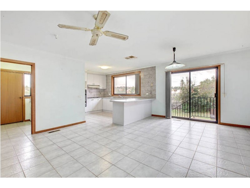 3 Hakea Place, Meadow Heights VIC 3048