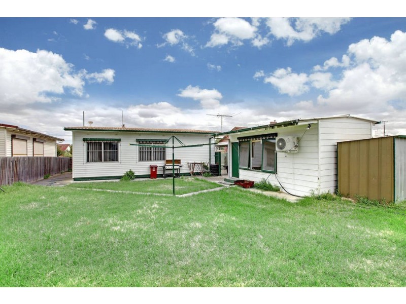 30 GOSFORD COURT, Broadmeadows VIC 3047