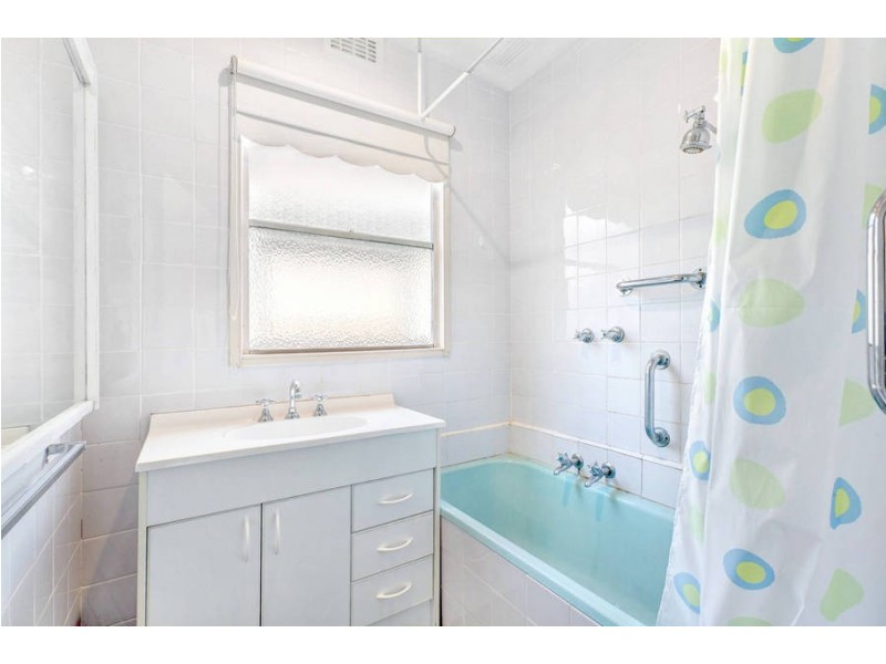 30 GOSFORD COURT, Broadmeadows VIC 3047