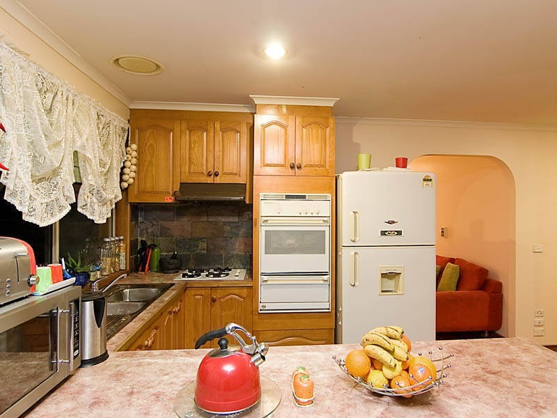 1 Elder Close, Meadow Heights VIC 3048