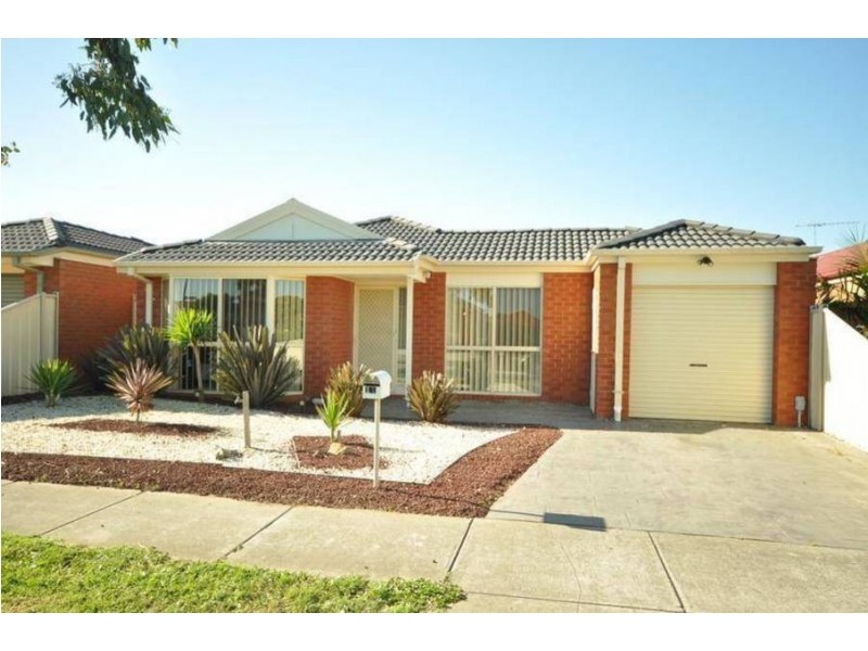 11 Limpopa Square, Roxburgh Park VIC 3064