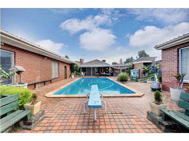 54 JOHN STREET, Glenroy VIC 3046