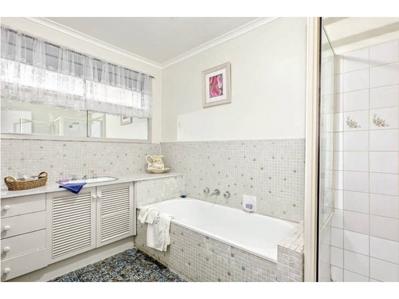 54 JOHN STREET, Glenroy VIC 3046